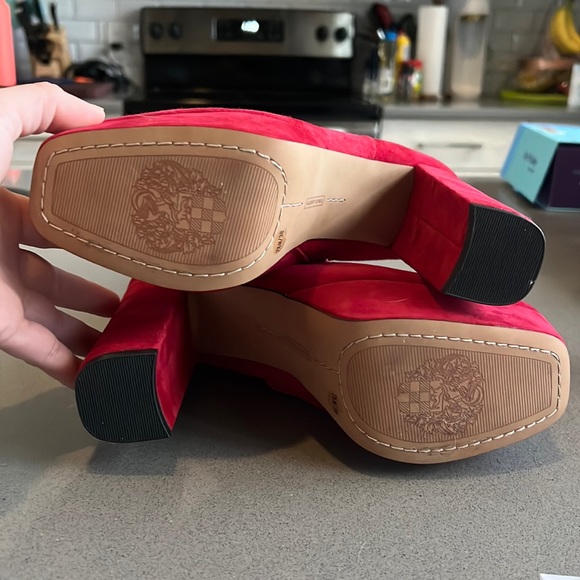 NWOB Vince Camuto platform booties😍 - Picture 6 of 8